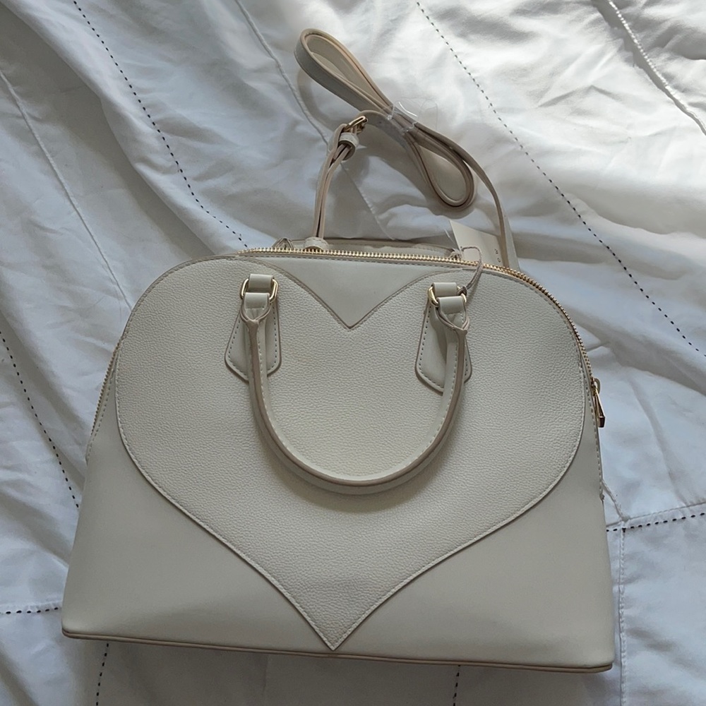NWT Cream purse
